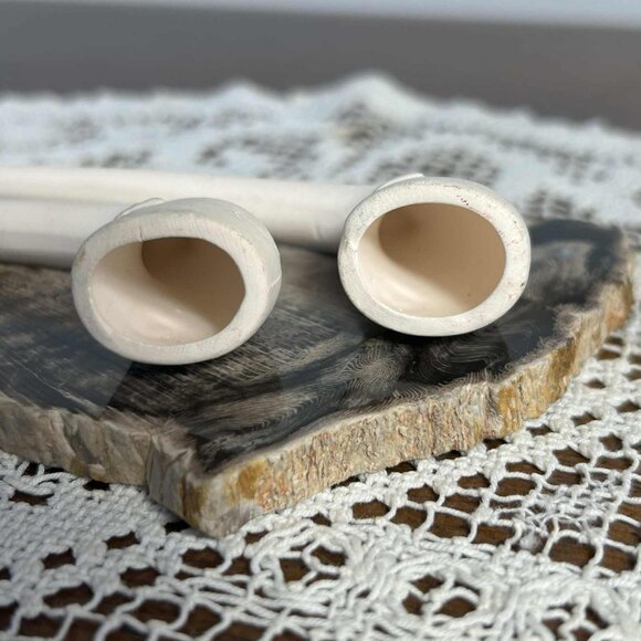 Vintage Thomas Dormer 5” white clay bubble blower pair - Picture 4 of 9